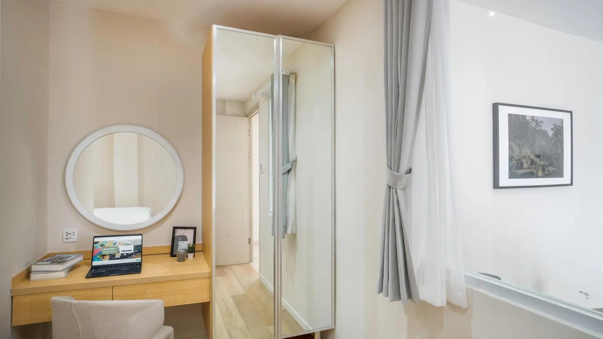 Bustle Base Coliving And Coworking Space Legian  0*, Legian (Bali) Indonesia