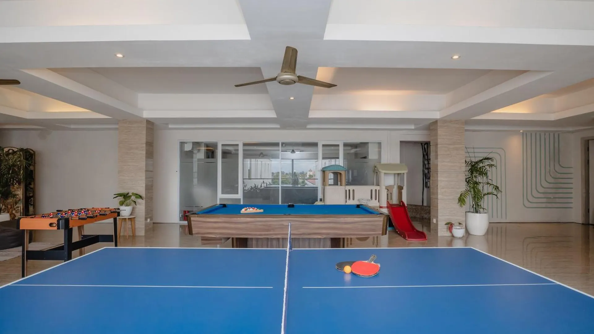 Bustle Base Coliving And Coworking Space Legian  Aparthotel