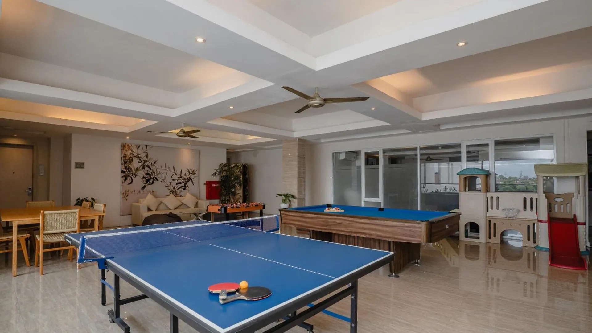 Aparthotel Bustle Base Coliving And Coworking Space Legian