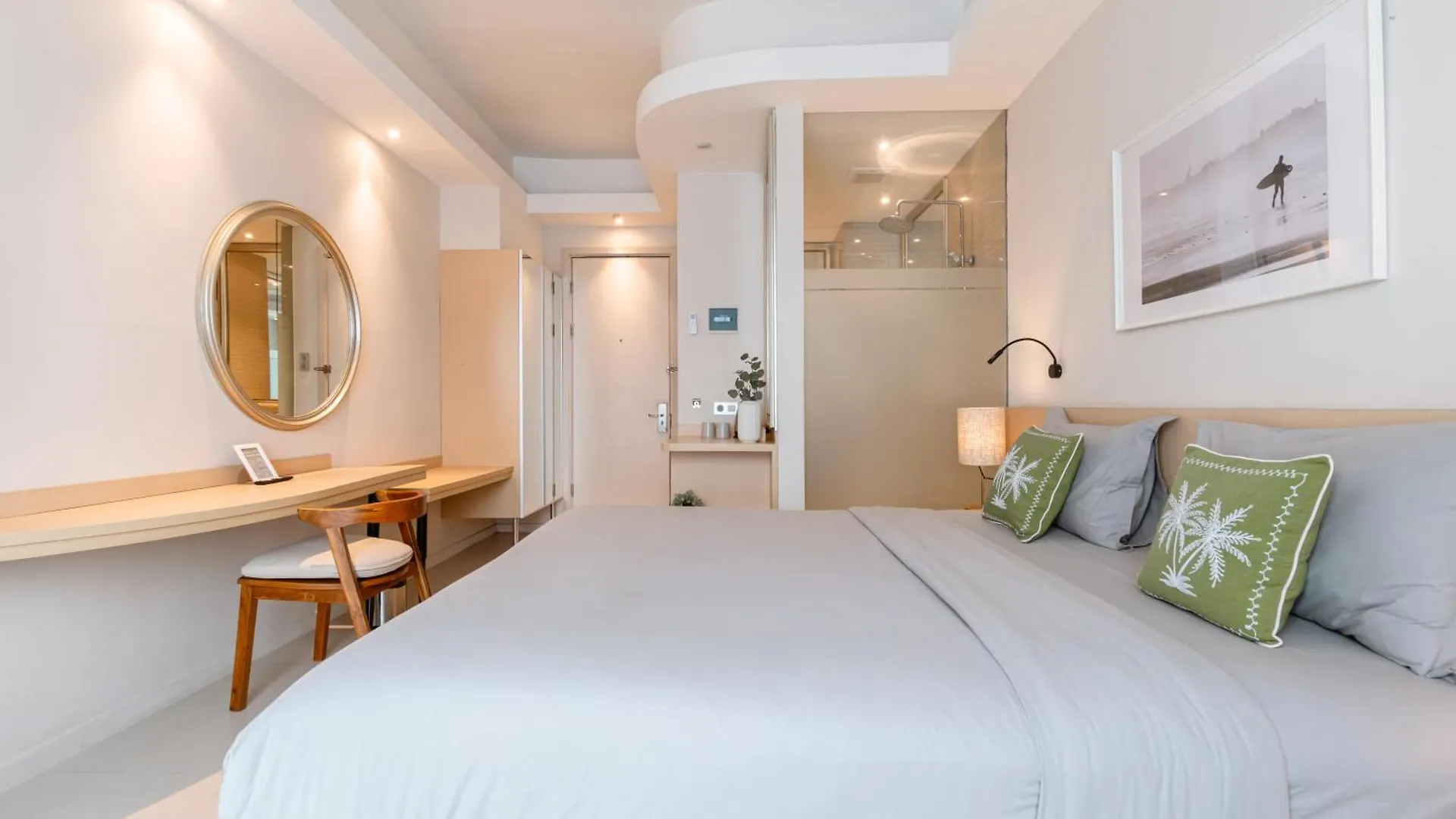 Bustle Base Coliving And Coworking Space Legian 0*,  Indonesien